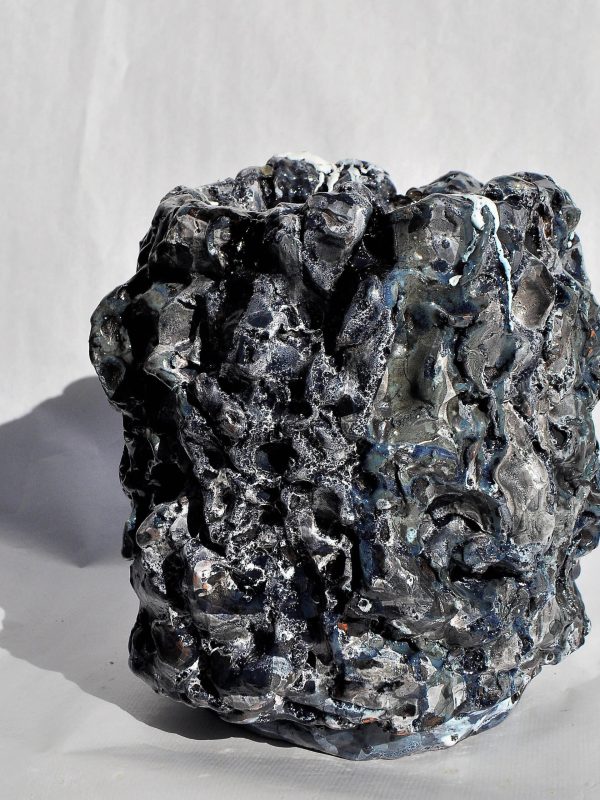 Vase sculpture